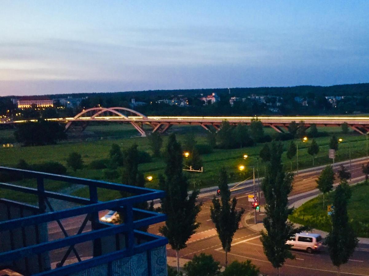 Panoramablick Auf Elbe Und Schlosser ドレスデン エクステリア 写真